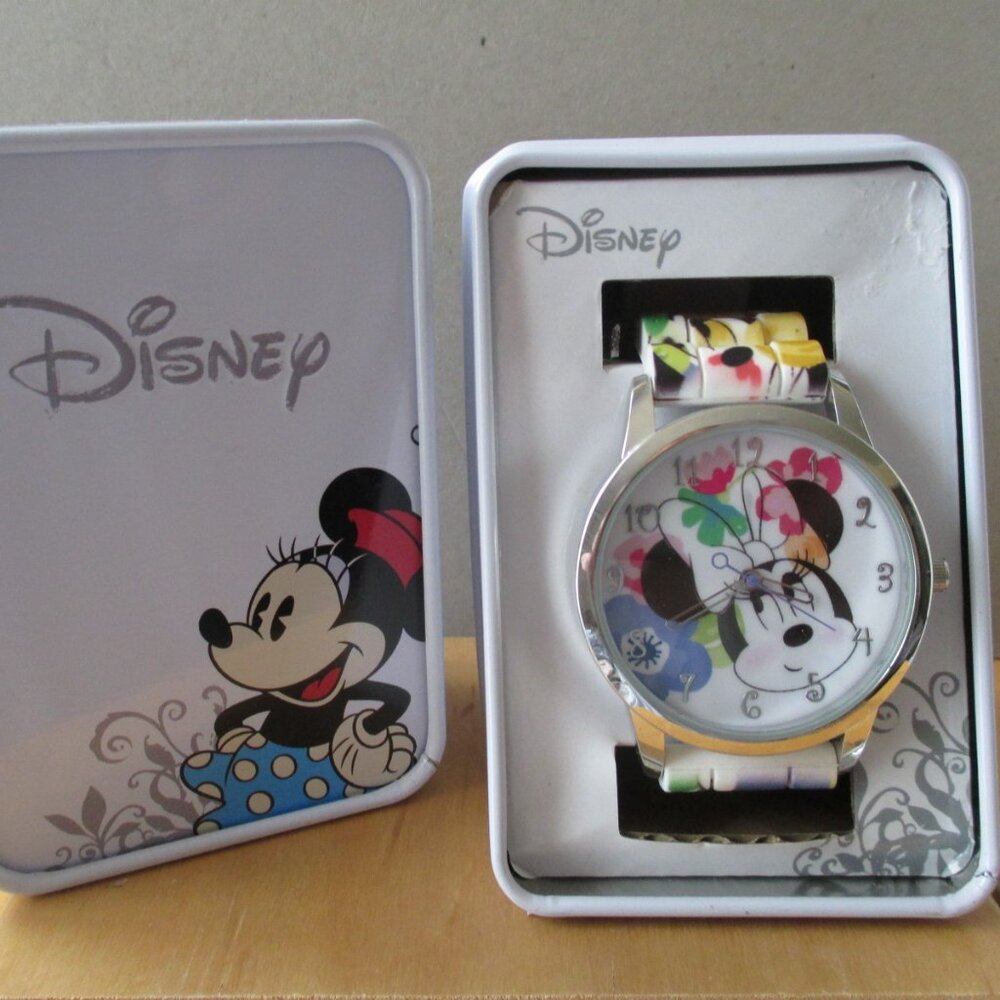 Disney Minnie Graffiti Floral Watch